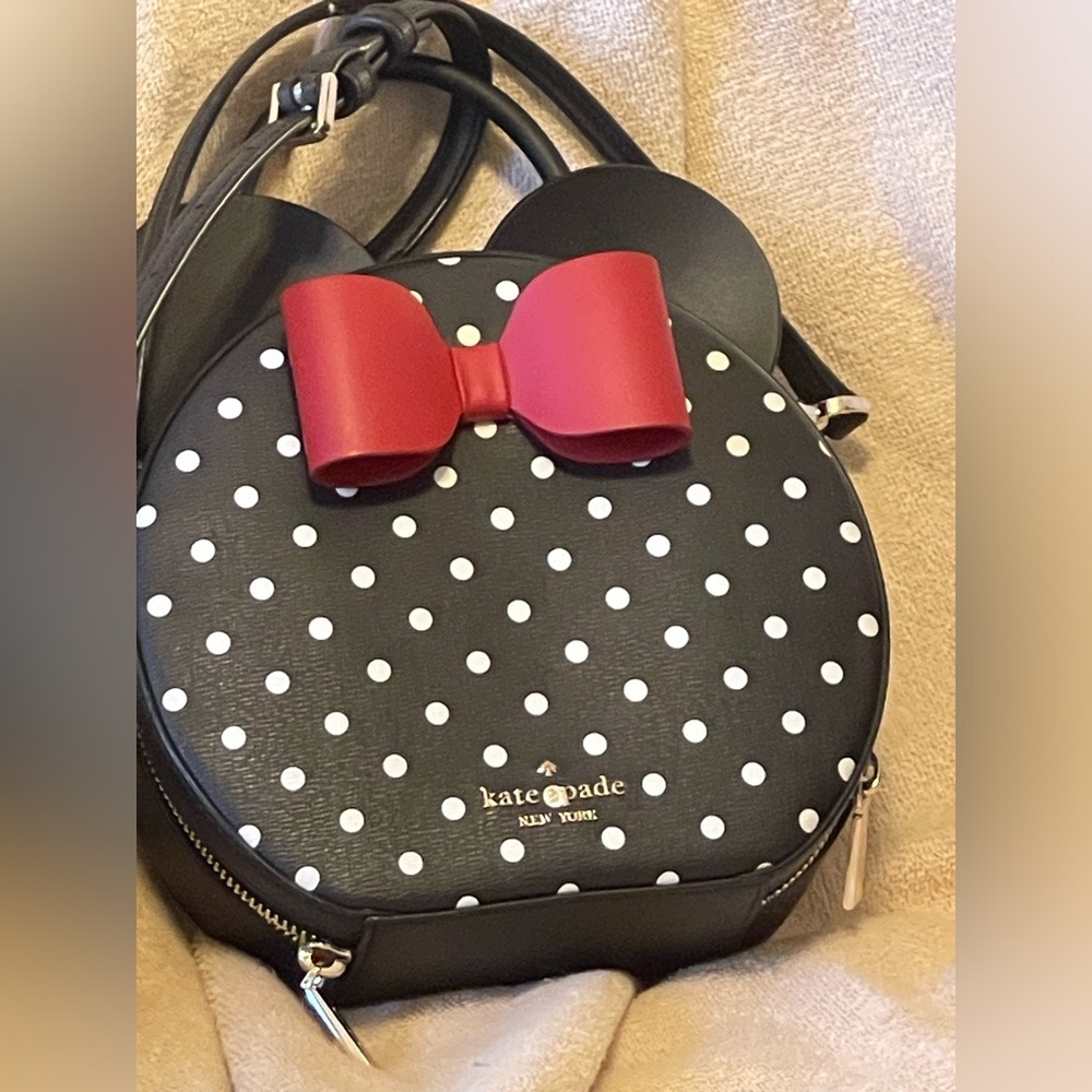 Kate Spade Minnie Mouse crossbody.